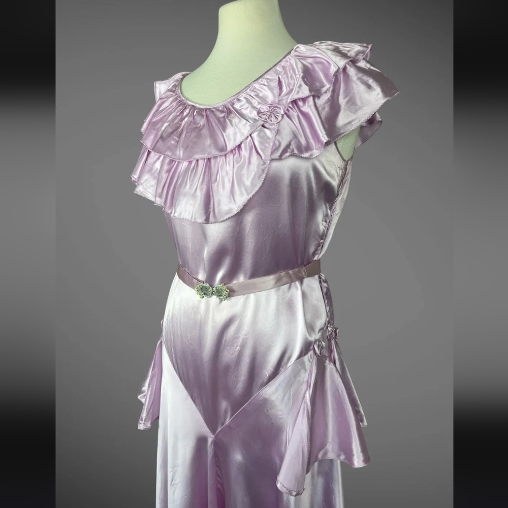 1930s Lavender Bias Cut Satin Gown - Picture 8 of 9